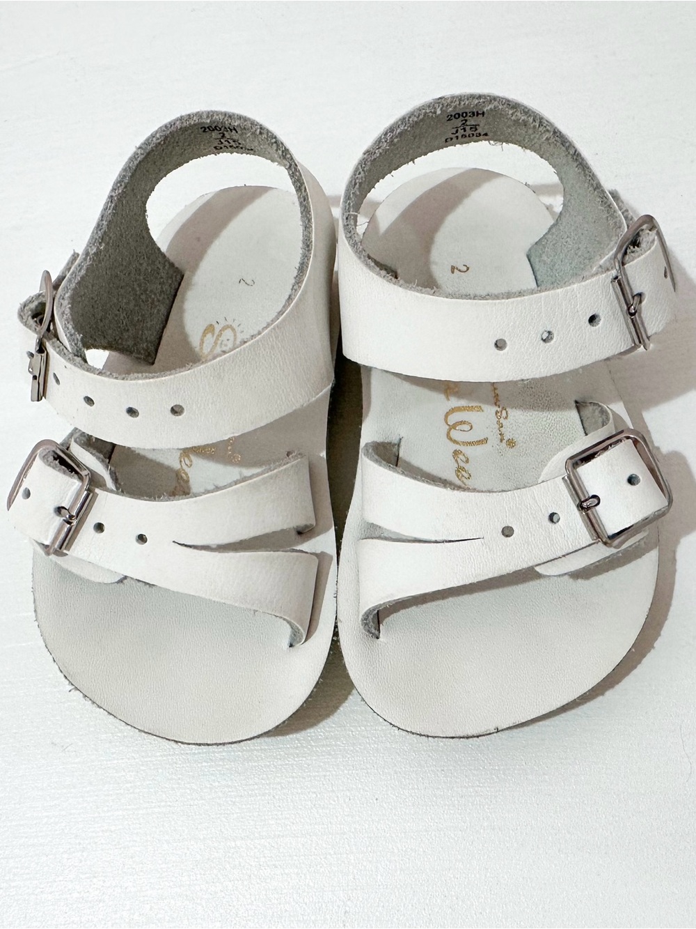 Salt water size 2 white baby sandals VGUC